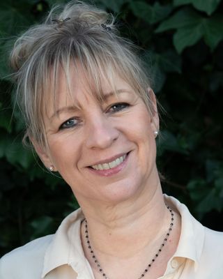 Photo of Teresa Leahy, Psychotherapist, MBACP