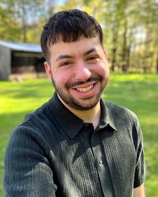 Photo of Aiden Reis, Counselor, MA, LMHC, ATR