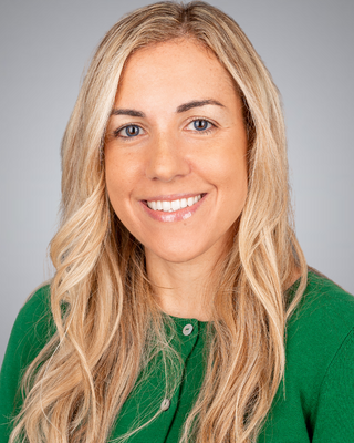 Photo of Andrea Papa-Molter, Psychiatrist, MD