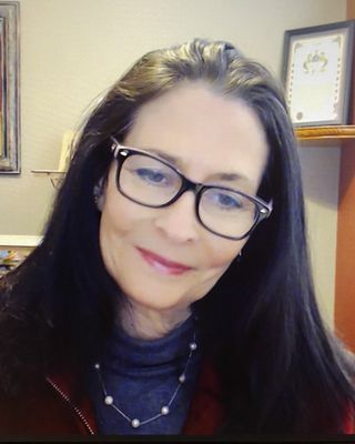 Photo of Christina Neumeyer, Marriage & Family Therapist, LMFT