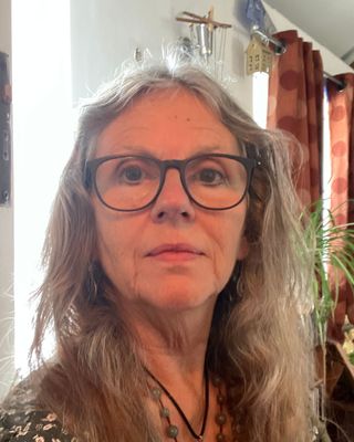 Photo of Natalie Galvin, Psychotherapist, MA, MUKCP