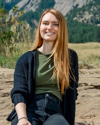 Photo of Emily Jones, Pre-Licensed Professional, LPCC, MA