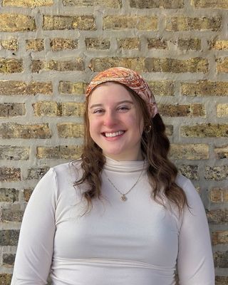 Photo of Allie Ahlgrim, LSW