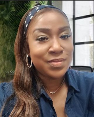 Photo of Crematha Sutton, Clinical Social Work/Therapist, MSW, LCSWA