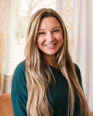 Photo of Shauna Maresh, Licensed Social Worker, MSW, LSW