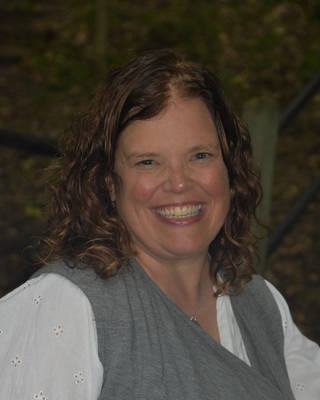 Photo of Stacy McNeely, LMSW, ACSW, Clinical Social Work/Therapist