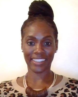 Photo of Anitra Holloway, Licensed Professional Counselor in Woodbridge, VA
