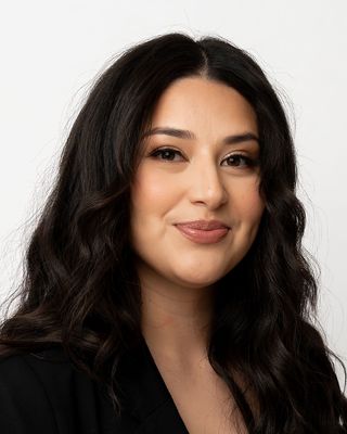 Photo of Itzel Vanessa Webb, Marriage & Family Therapist Intern