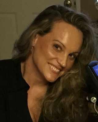 Photo of H'Sien Hayward, Psychologist, PhD
