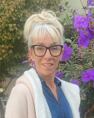 Photo of Mar Ortmann, Clinical Social Work/Therapist, LCSW