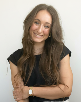 Photo of Lauren Vanee, Clinical Social Work/Therapist, LICSWA, CSWPIP