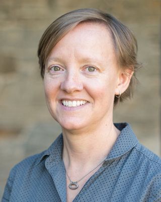 Photo of Isabelle Barker, LAMFT, PhD, Marriage & Family Therapist Associate
