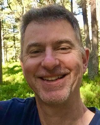 Photo of Dr Richard Golsworthy, Psychologist, PsychD, HCPC - Couns. Psych.