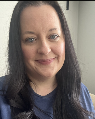 Photo of Emma Starr, Psychotherapist, MBABCP