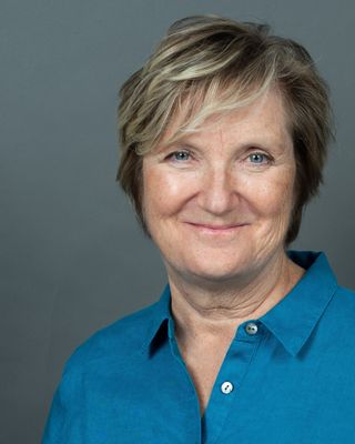 Photo of Susan Young, Registered Psychotherapist, CTPDipl, RP