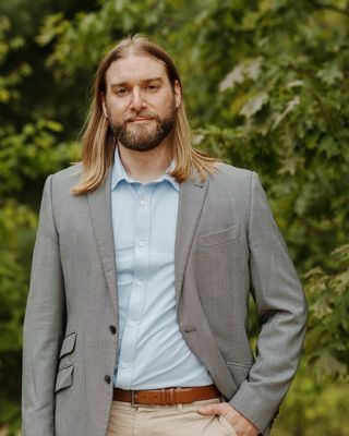 Photo of Colin Piekarski, Clinical Social Work/Therapist, LICSW