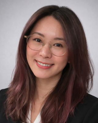 Photo of Yuyuan Zheng, Clinical Social Work/Therapist, LCSW