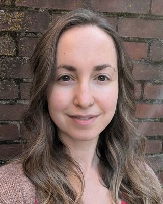 Photo of Elisha Kronheim, Clinical Social Work/Therapist, LCSW, CCTP, YTT