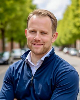 Photo of Matthew Ross, LCSW Associate , MSW, LCSWA
