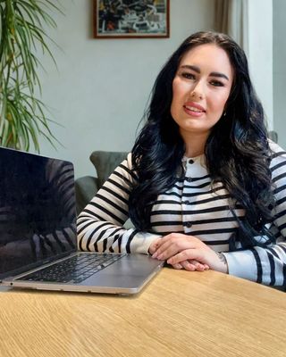 Photo of Abbey Brocklehurst, Psychotherapist, MA, MBACP