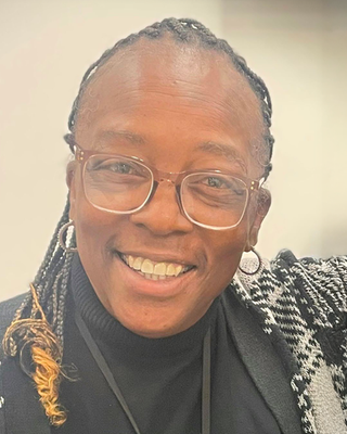 Photo of Lavonda Lowe, Clinical Social Work/Therapist, LCSW