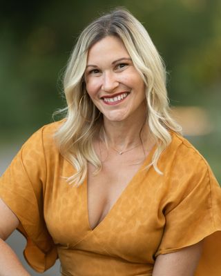 Photo of Lauren Rzepka, Marriage & Family Therapist, MA, LMFT