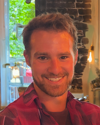 Photo of Simon Desmarais-Zalob, Clinical Social Work/Therapist, LCSW