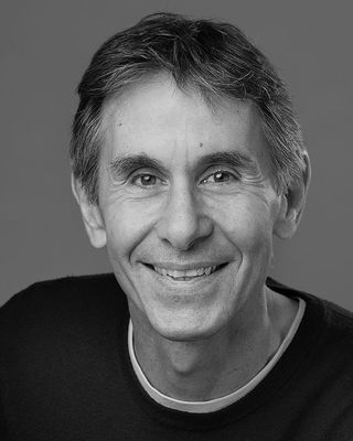Photo of Tim Santini, Psychotherapist, MUKCP