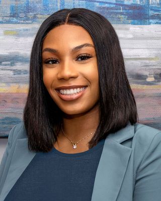 Photo of Kemi Bakare, Marriage & Family Therapist, MA, LMFT
