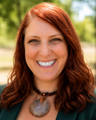 Photo of Roxi Moore, Clinical Social Work/Therapist, LCSW