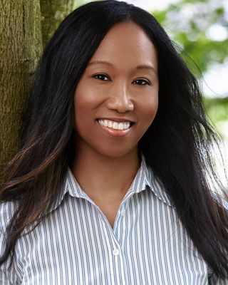 Photo of Dr. Miya Williams, Psychological Associate, PsyD