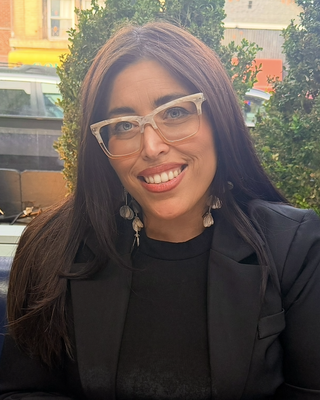 Photo of Ellysa Michele Arias - Ellysa Arias, Trauma and Relationship Therapist, Clinical Social Work/Therapist, LCSW, MA