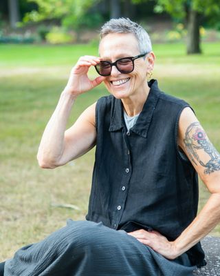 Photo of Sherry L Osadchey, Marriage & Family Therapist, MA, LMFT, SEP