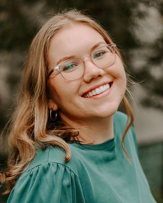 Photo of Hannah Hinds, Marriage & Family Therapist, LMFT