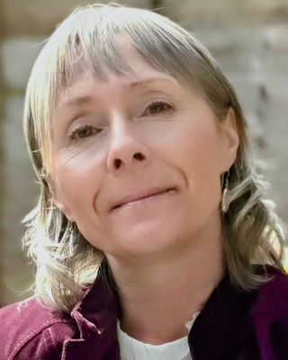 Photo of Julie Strauss, Counsellor, MBACP