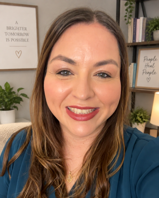 Photo of Anna Arratia, Licensed Professional Counselor Associate, LPC-A