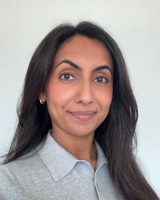 Photo of Kiran Kalar, Psychotherapist, MSc, MBABCP