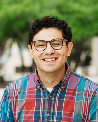 Photo of Emanuel Pereda, Licensed Master Social Worker, LMSW
