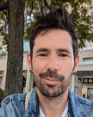 Photo of Casey Schapel, Registered Social Worker, MSW