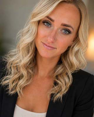 Photo of Corry Magrini, Clinical Social Work/Therapist, LCSW
