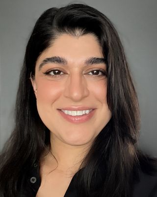 Photo of Dr. Gila Foomani, Psychologist in Ottawa, ON