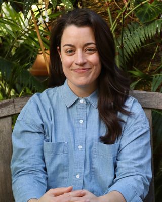 Photo of Jenn Moore, Clinical Social Work/Therapist, LICSW