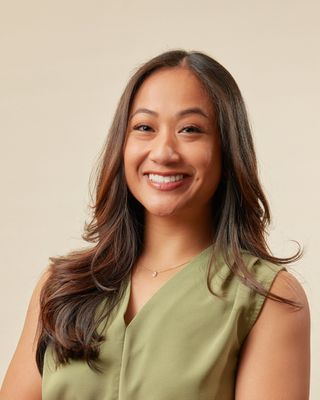 Photo of Clarissa Jovellanos, Clinical Social Work/Therapist, LCSW