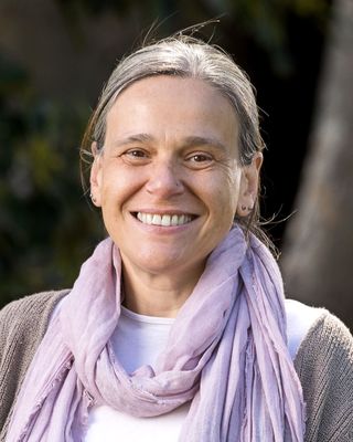 Photo of Karolina Krysinska, Psychotherapist, PhD, PACFA