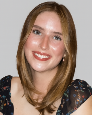 Photo of Kate Resch, Pre-Licensed Professional