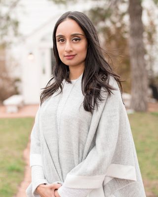 Photo of Sanjeet Kaur, Registered Social Worker, MSW, RSW