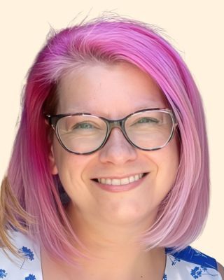 Photo of Laura McClure, Clinical Social Work/Therapist, MSW, LCSW