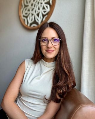 Photo of Emily Taylor-Ginger, Clinical Social Work/Therapist, MSW, LCSW