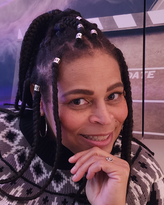 Photo of Michelle Linzy, Marriage & Family Therapist, LMFT