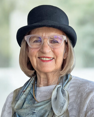 Photo of Bea Mackay, Psychologist, PhD